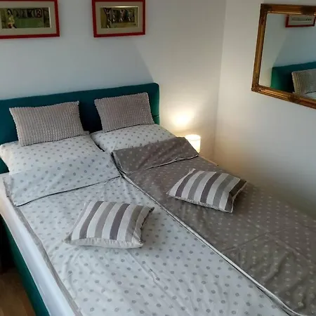 Stan, Eleven-elf Centar, Novo * Tuzla